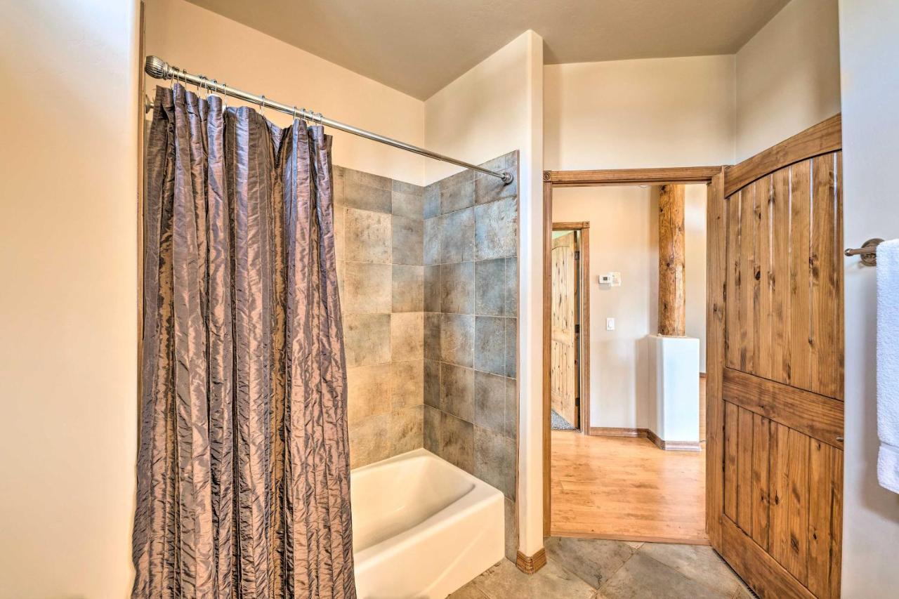 Updated Show Low Townhome With Balcony And Grill! Zewnętrze zdjęcie
